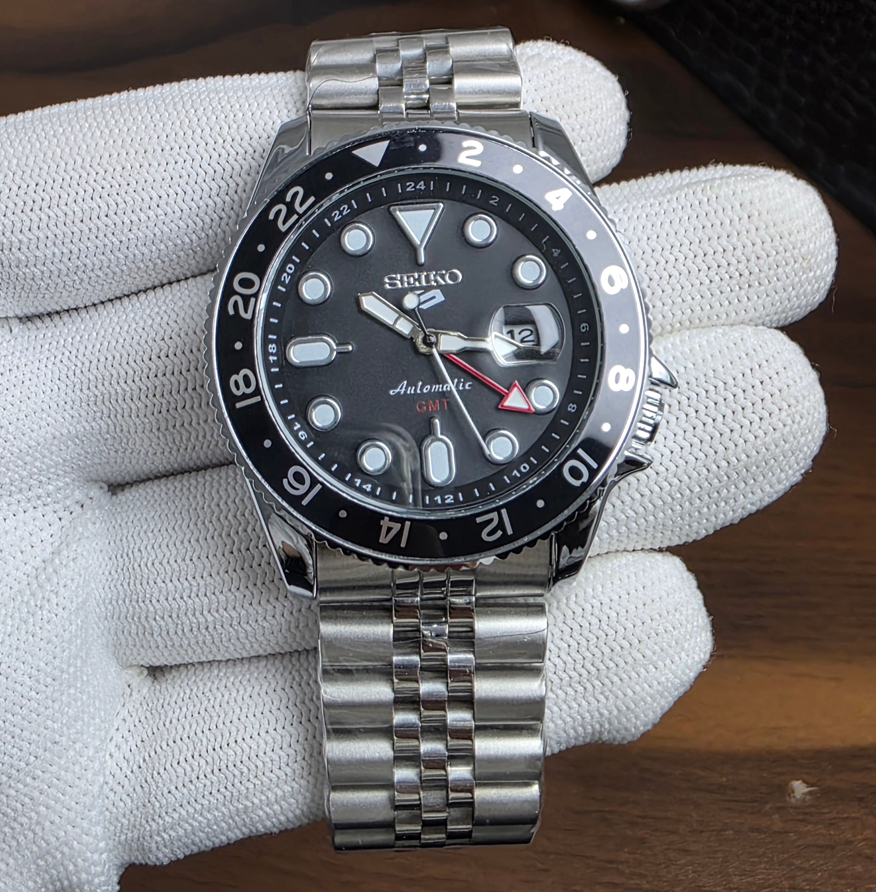 Seiko 5 Sports 3 colours (Quartz)