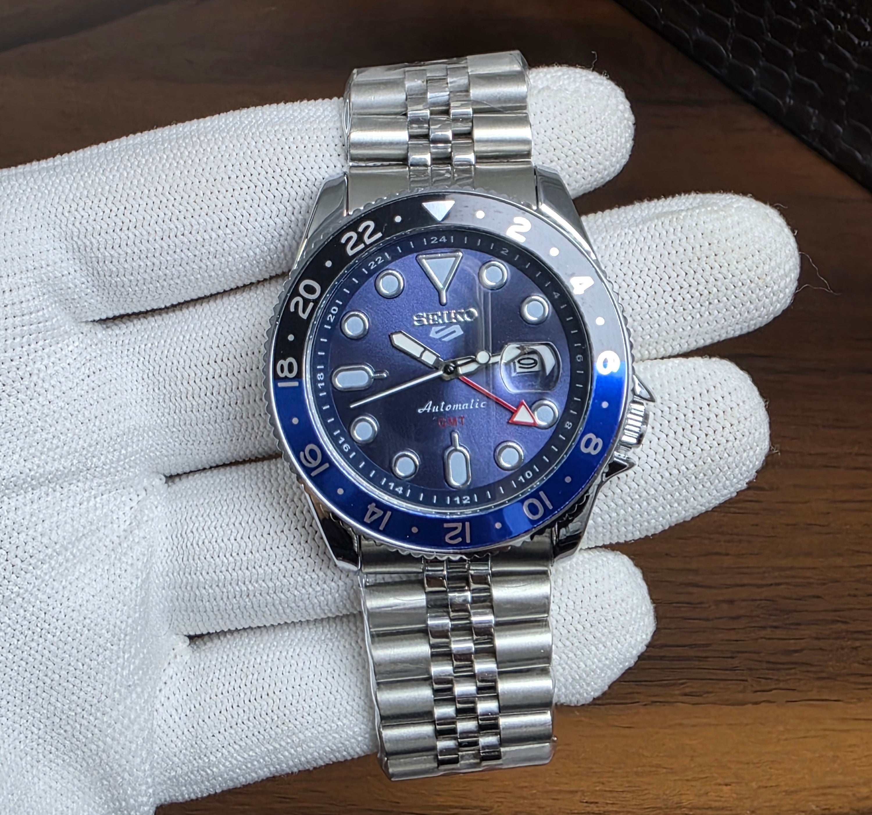 Seiko 5 Sports 3 colours (Quartz)