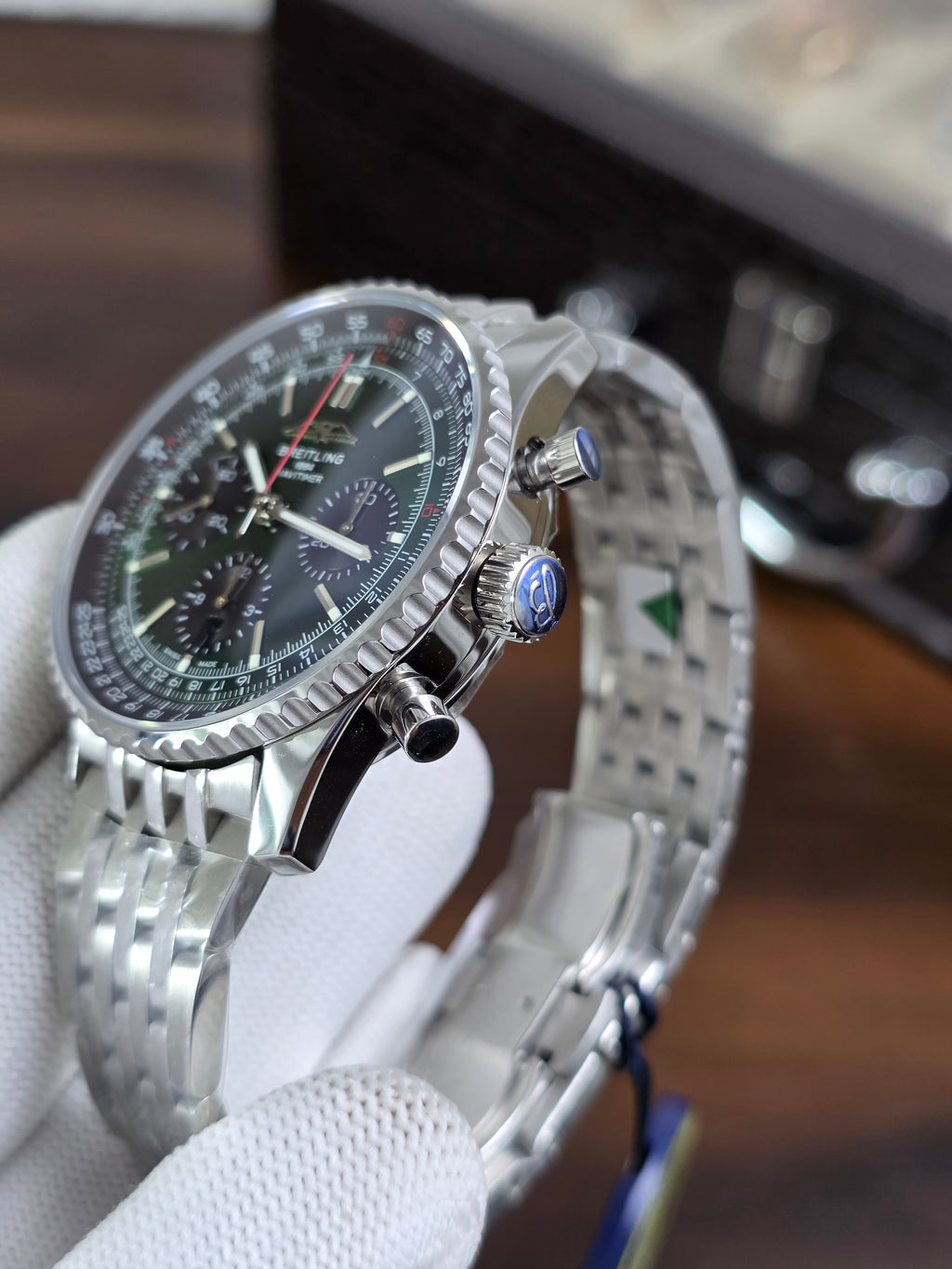Breitling Navitimer Bo1 Chronograph AB0137241L1A1 Green Dial Swiss Eeta