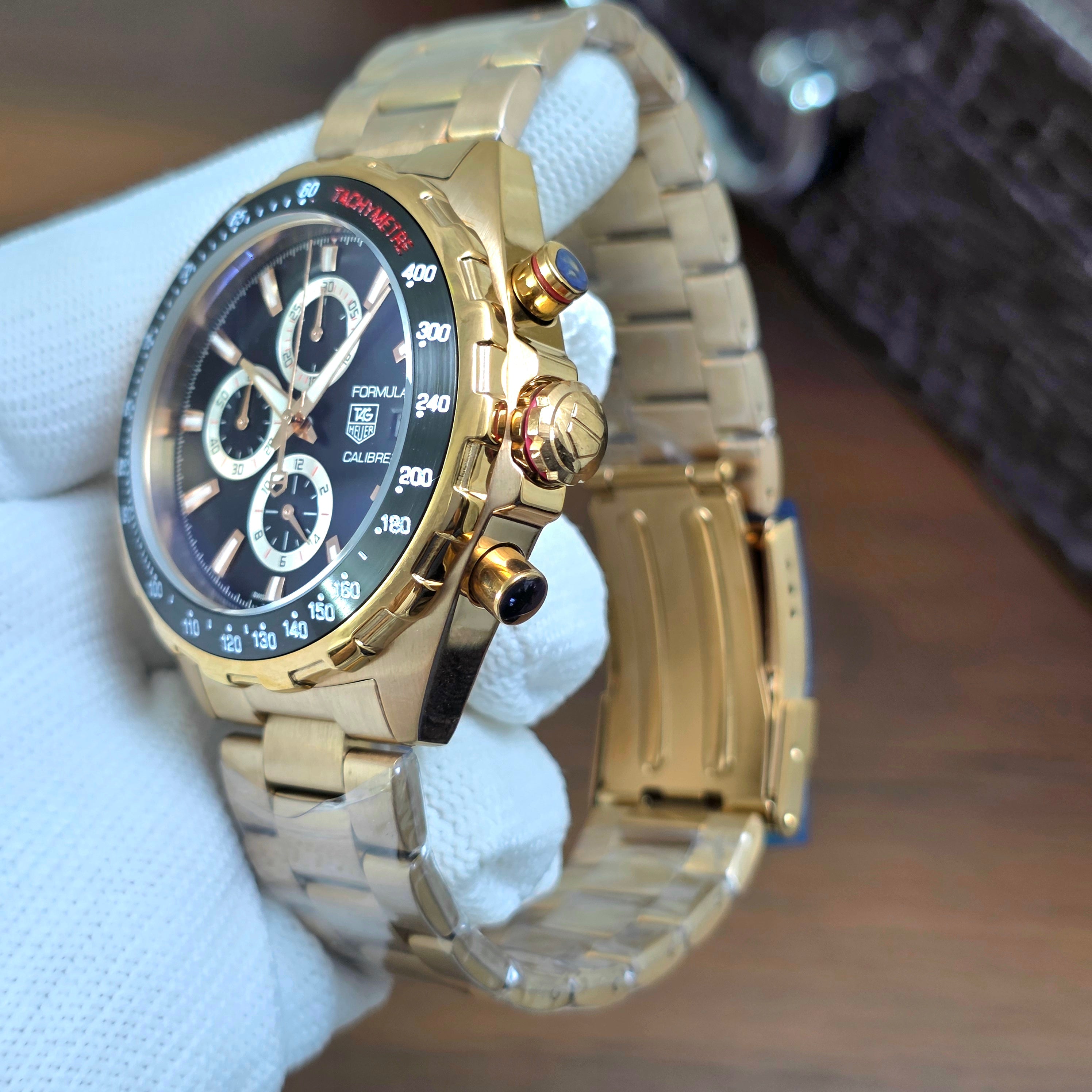 TAG Heuer Formula 1 Calibre 16 chronograph watch with a gold-tone finish (Quartz)