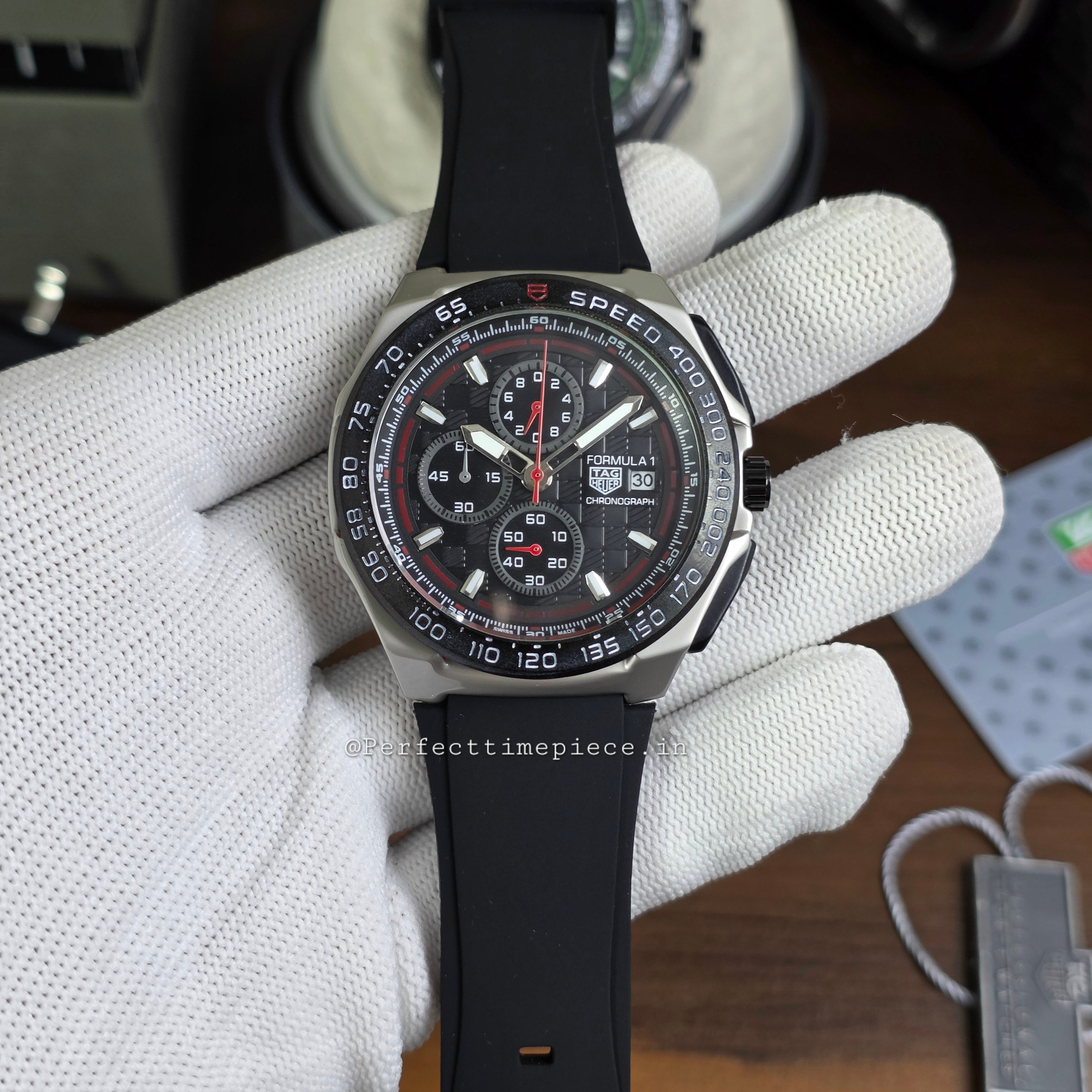 Tag Heuer Formula 1 X Oracle 4 Colours