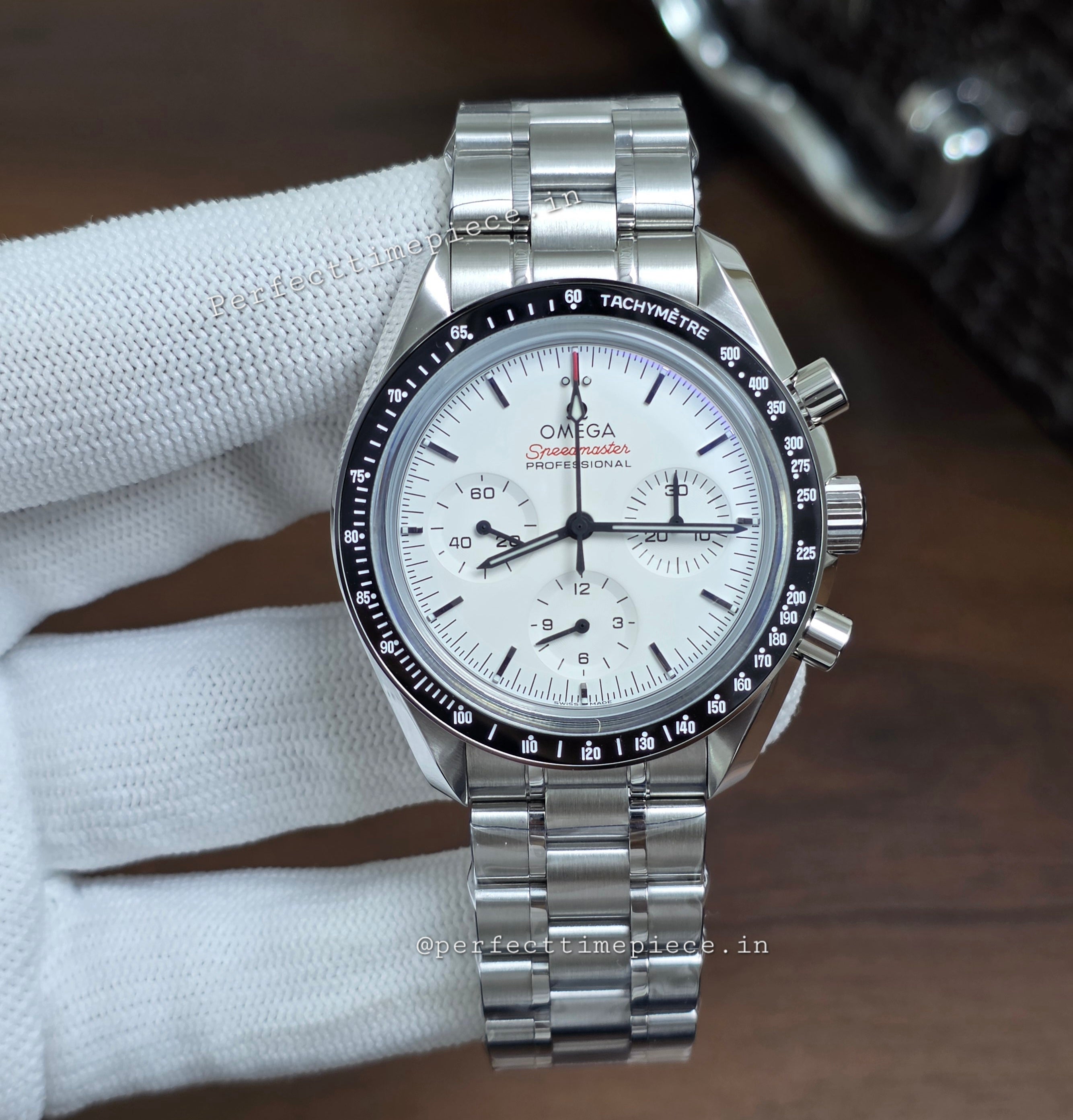 Omega Speedmaster
Moonwatch Professional
42 mm (SWISS EETA)