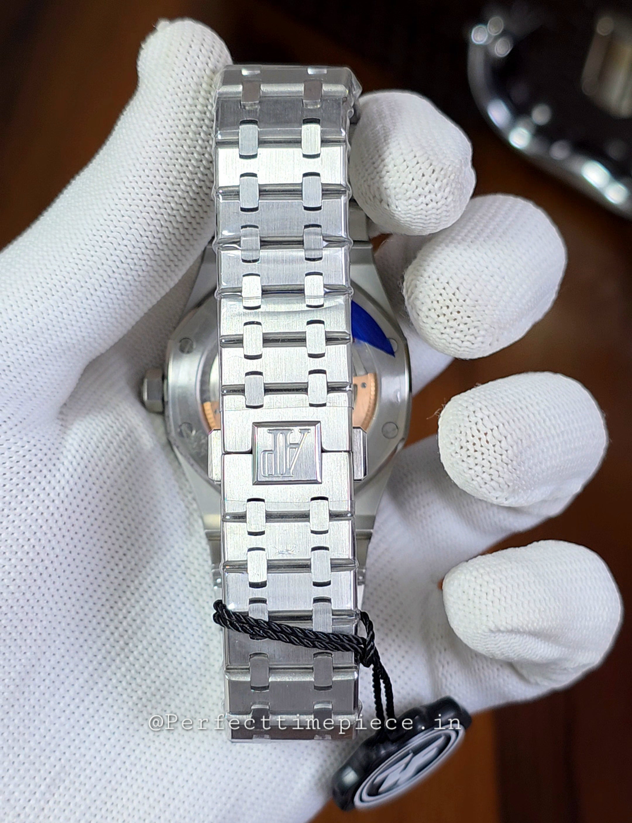 Audemars Piguet Royal Oak "Jumbo" Extra-Thin in green (Swiss Eeta)